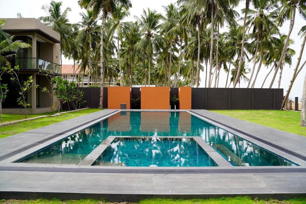 Soluna Beach Resort Marawila Buitenkant foto