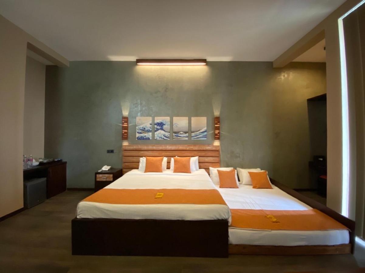 Soluna Beach Resort Marawila Buitenkant foto