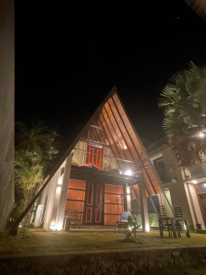 Soluna Beach Resort Marawila Buitenkant foto