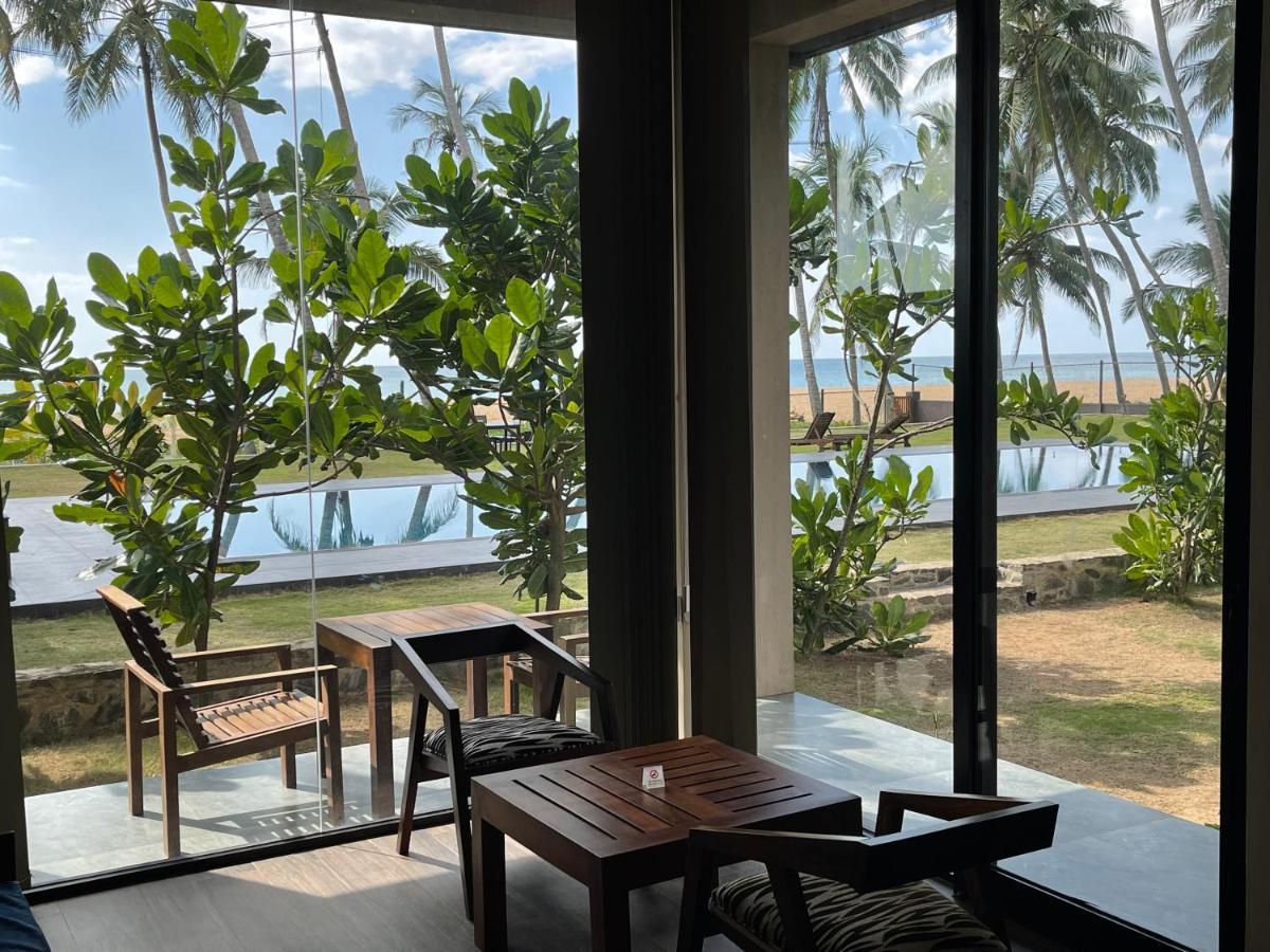 Soluna Beach Resort Marawila Buitenkant foto