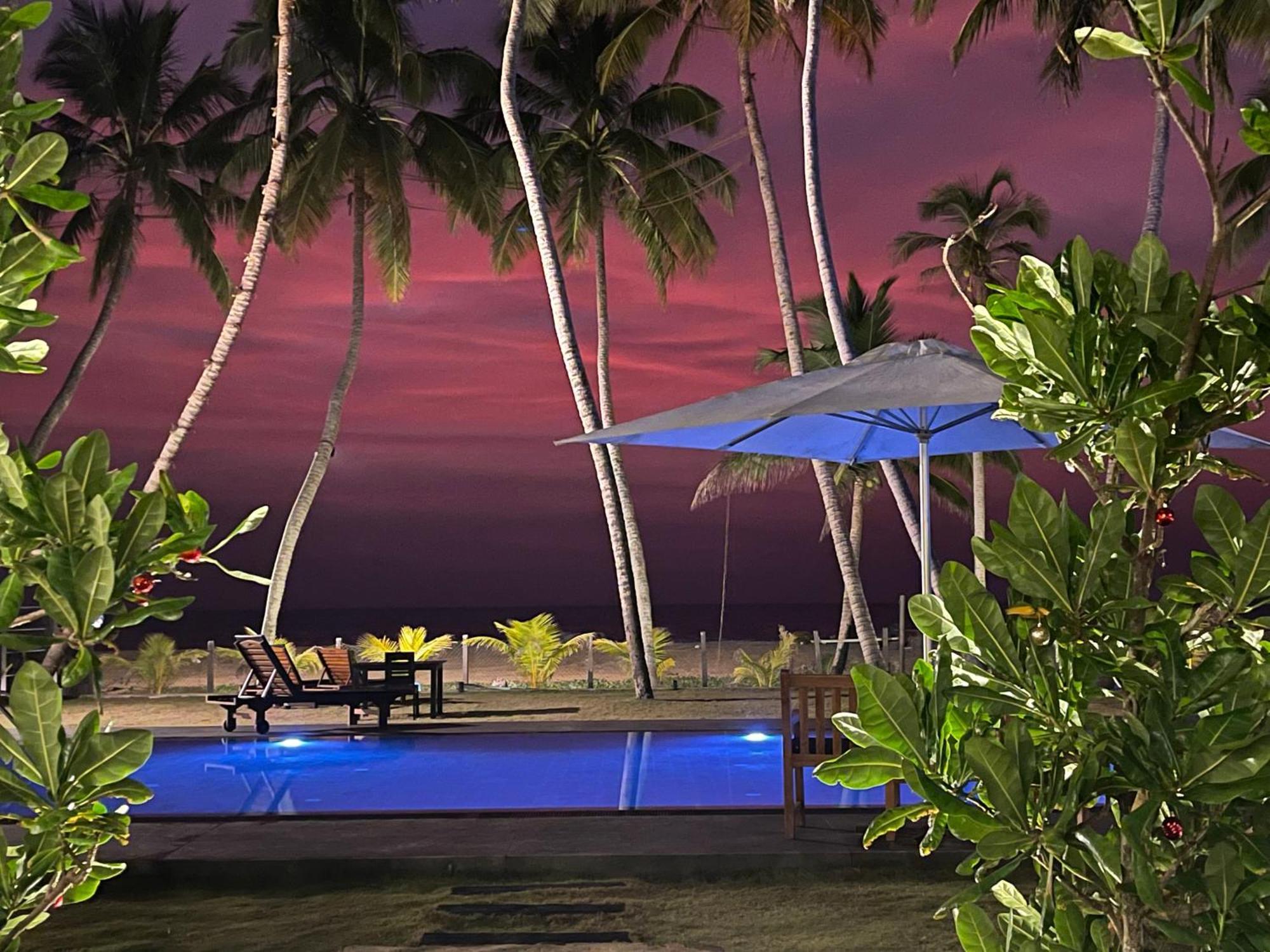 Soluna Beach Resort Marawila Buitenkant foto