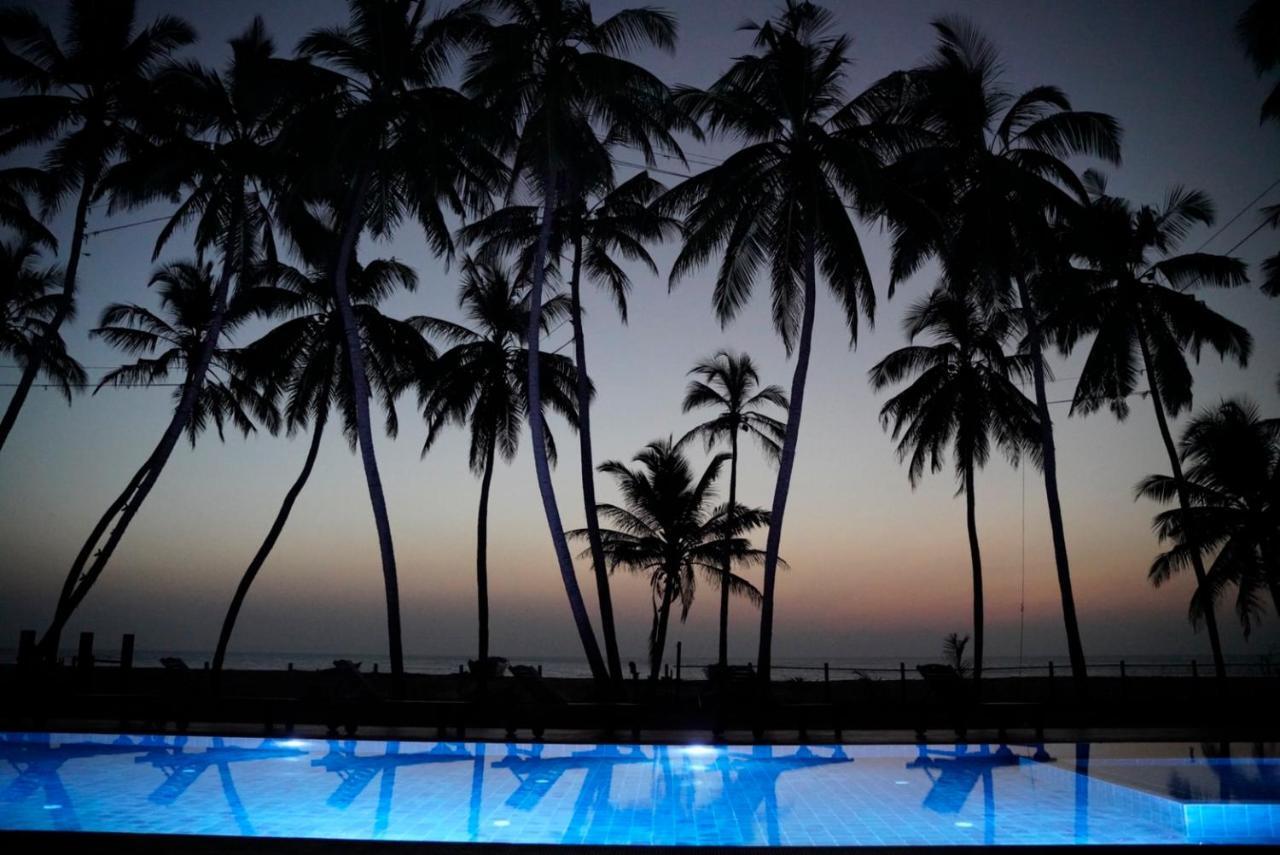 Soluna Beach Resort Marawila Buitenkant foto